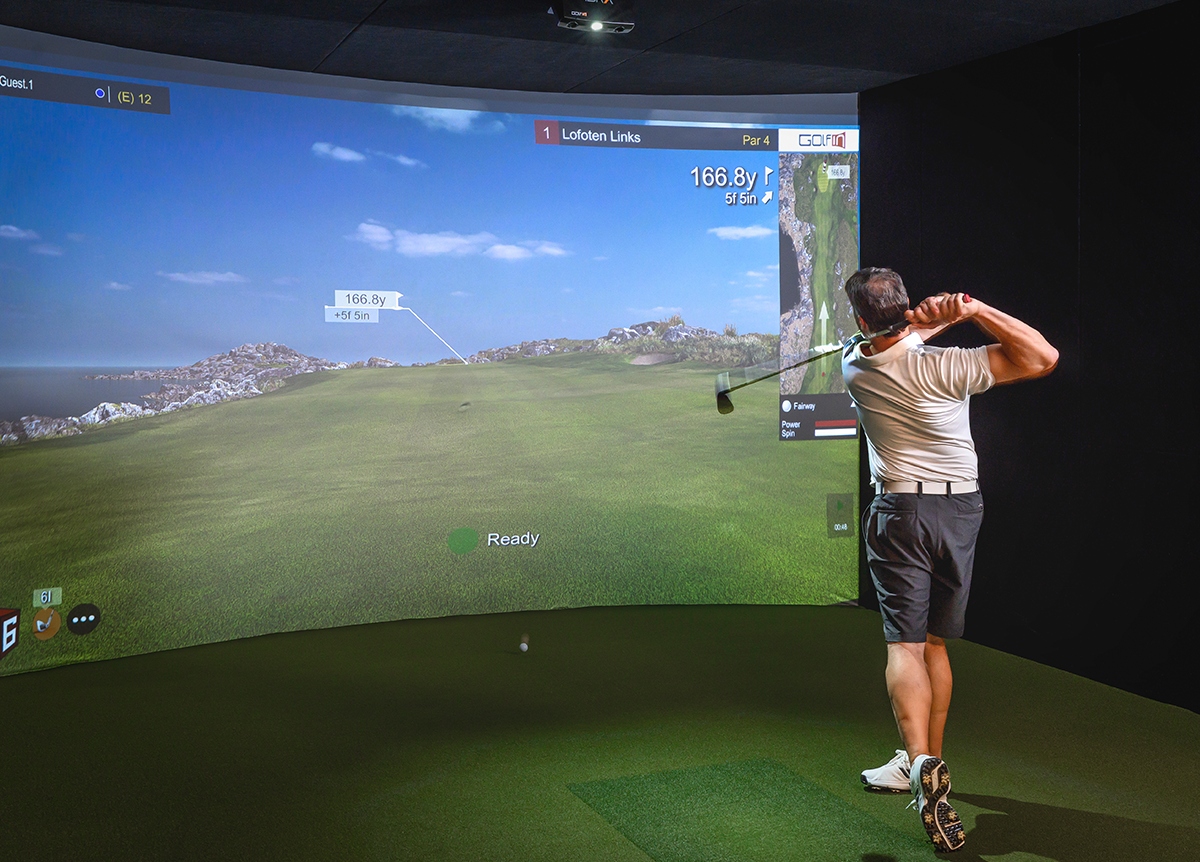 Simbooth 4 Golf Simulator Enclosure